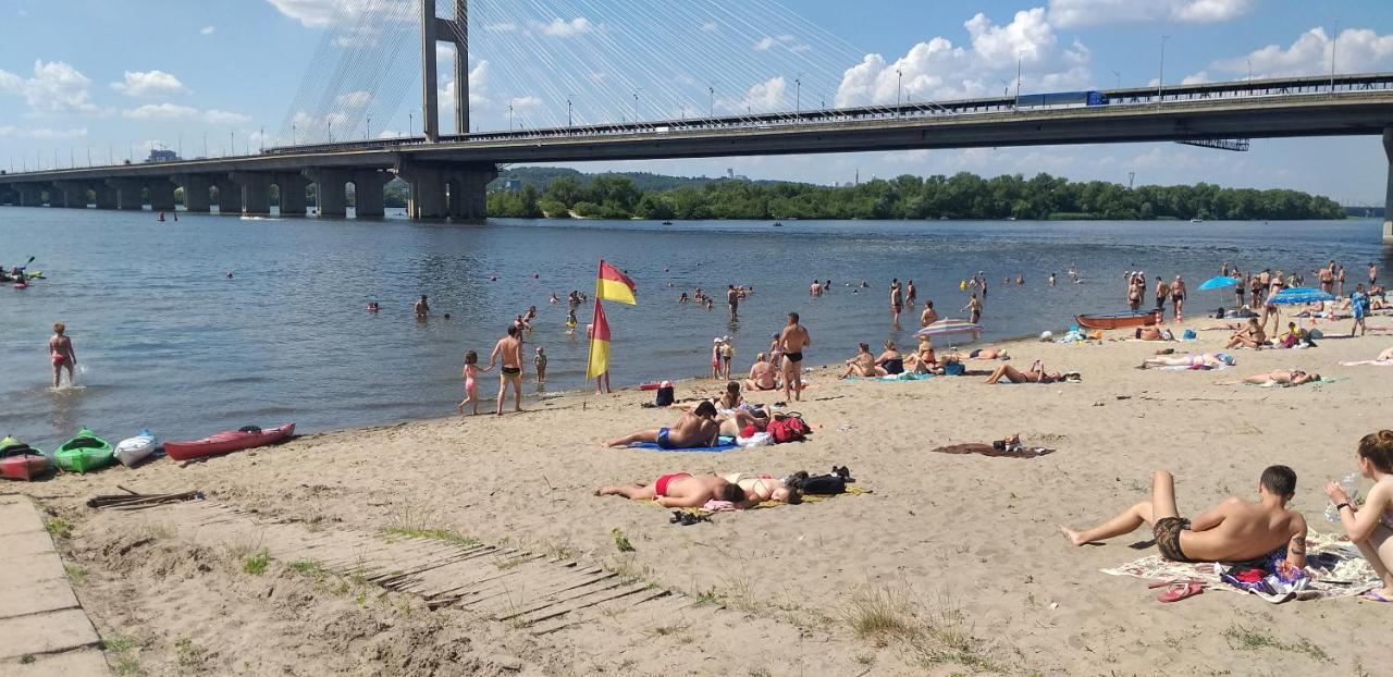 Красивая Квартира С Шикарным Видом У Метро Apartment Kiev Luaran gambar