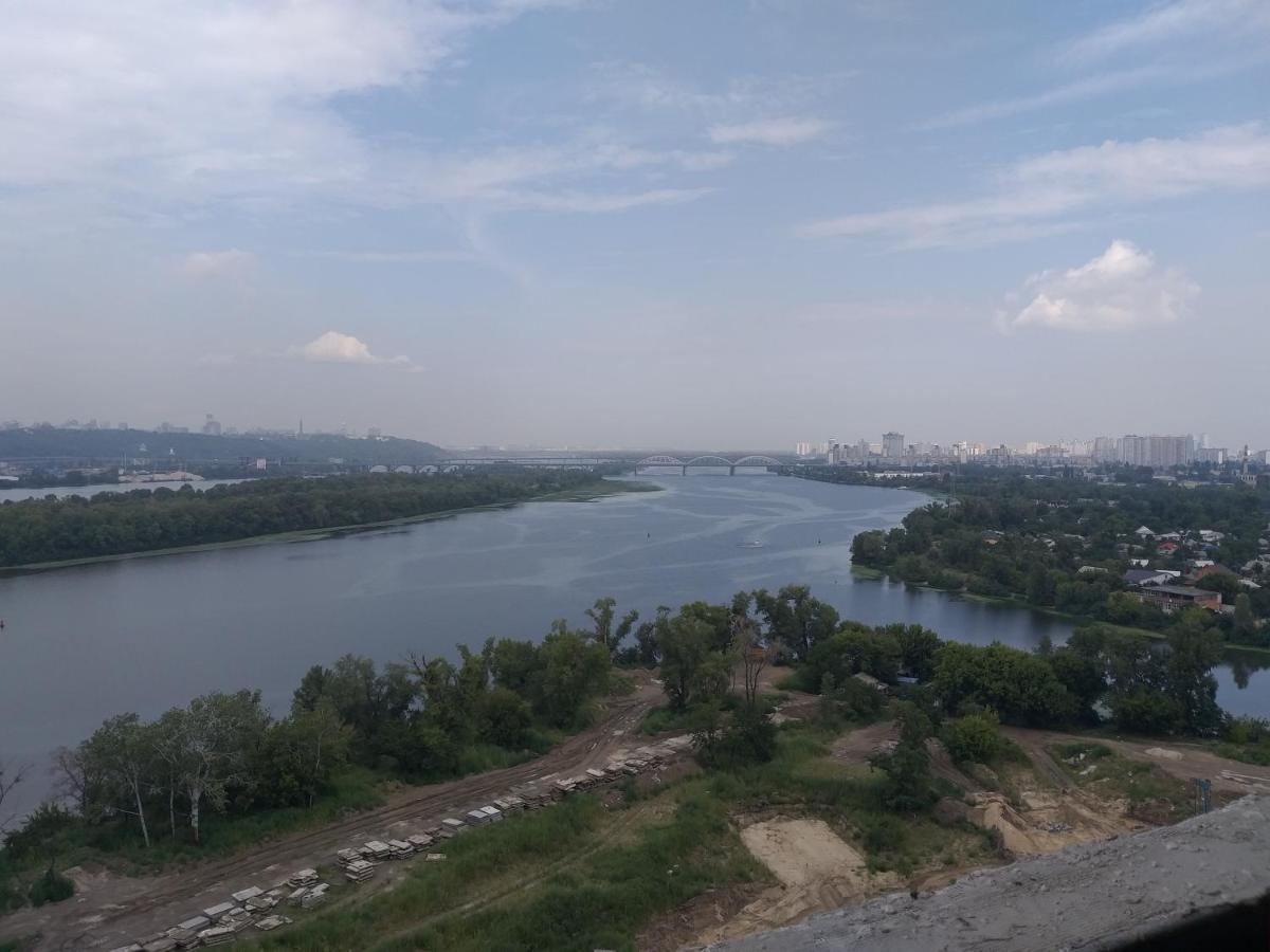Красивая Квартира С Шикарным Видом У Метро Apartment Kiev Luaran gambar